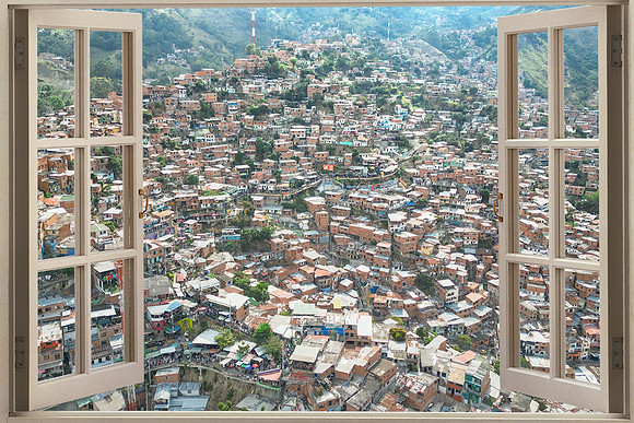 Medellin, Comuna 13 desde mi ventana